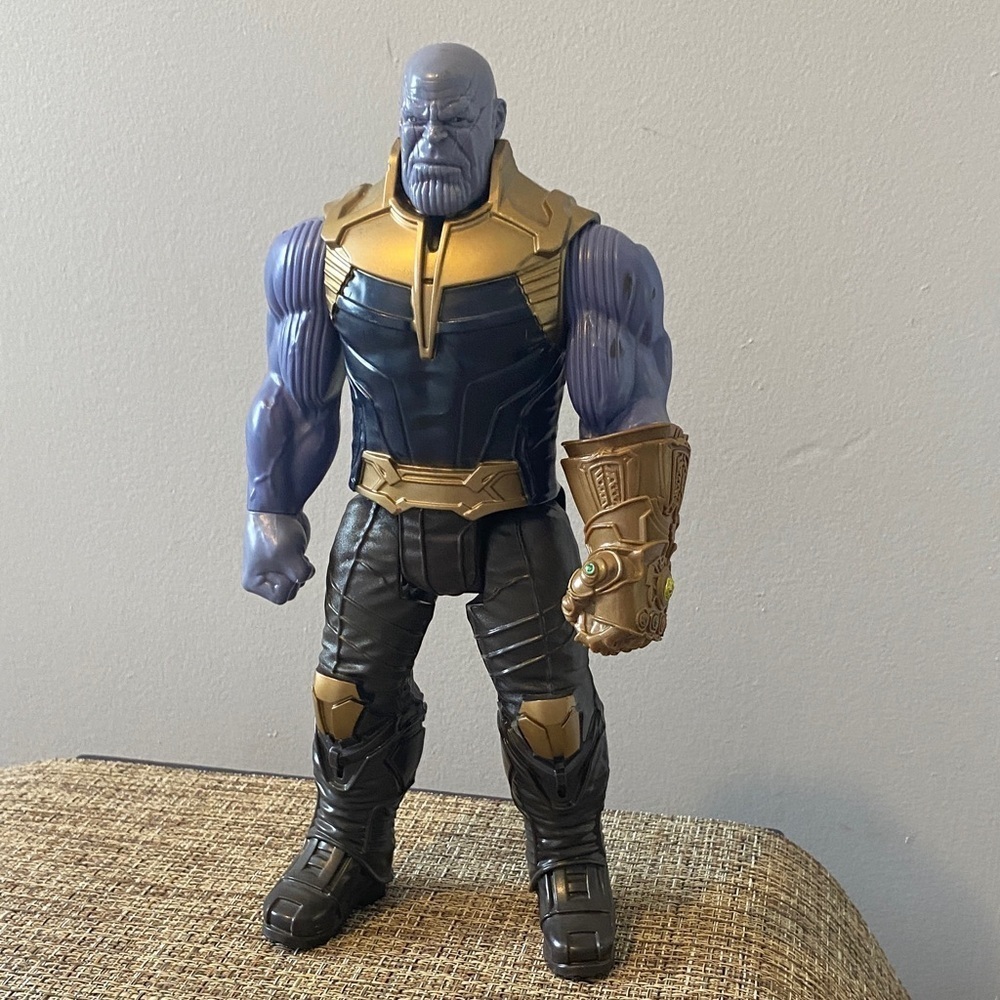 Thanos 12 Inch Action Figure Marvel Avengers Infinity War Power FX Titan 2017